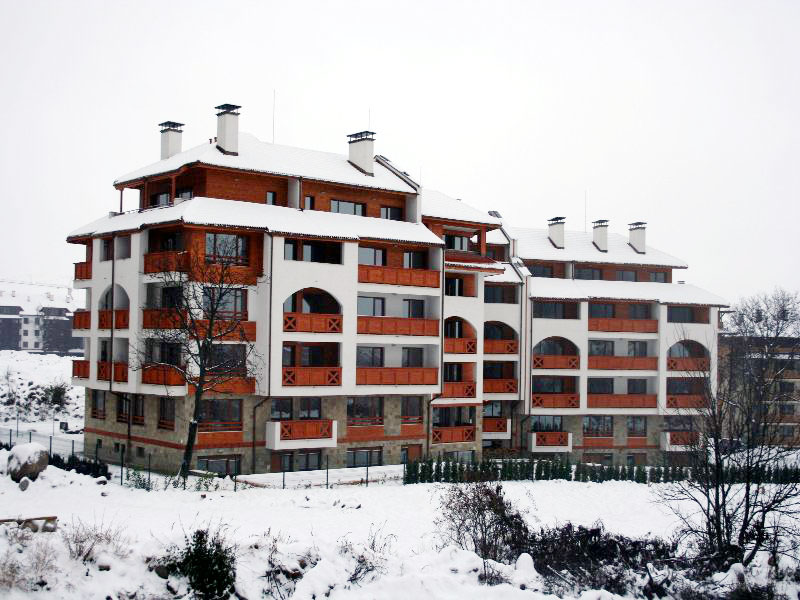 Pirin Lodge under snow